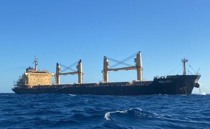 Llega primer barco con piedra porfiria para Tramo 5 del Tren Maya a Puerto Morelos