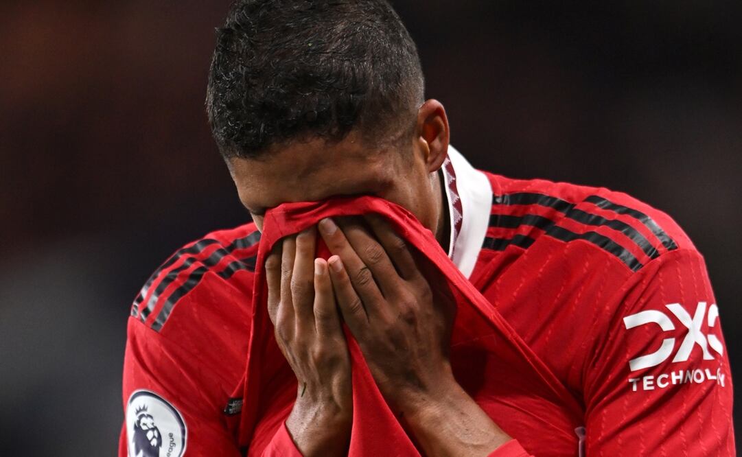 Varane entre lágrimas por su lesión / Foto: EFE