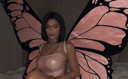 Kylie Jenner impacta con diminuto vestido y sensual disfraz