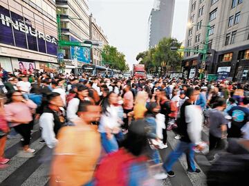 Este es el panorama económico que ven analistas para el primer año de gobierno de Sheinbaum, según Banxico