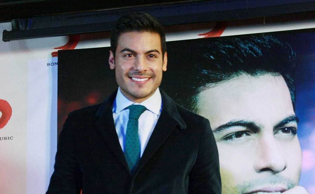 Rivera negó que vaya a aparecer en la serie de televisión que prepara Disney sobre la vida de Juan Gabriel Foto:Clasos