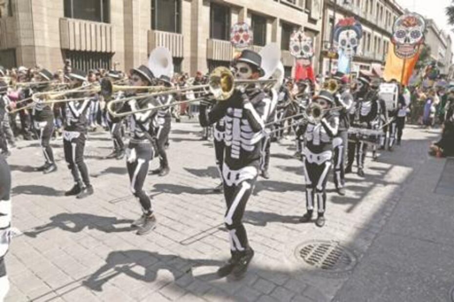 Desfile de alebrijes maravilla a los capitalinos 