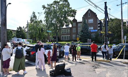 FBI investiga tiroteo en escuela de Minneapolis como "crimen de odio contra católicos"; también lo indaga como terrorismo doméstico