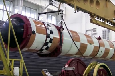 Capaz de desatar tsunamis radiactivos: Así es "Poseidón", el dron submarino que probó Rusia