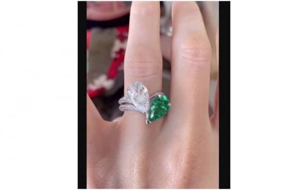 ¿Espinas? La extraña peculiaridad del anillo que Machine Gun Kelly le regaló a Megan Fox