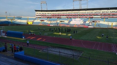 Honduras donará taquilla a México