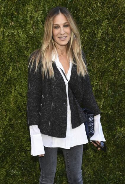El blazer negro de Sarah Jessica Parker para combinar con cualquier atuendo