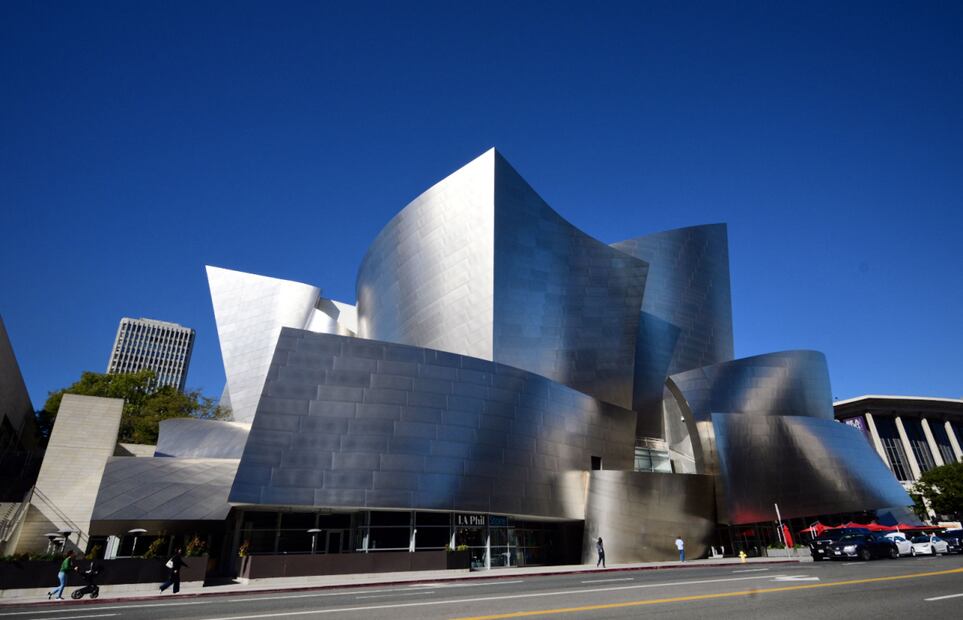 Walt Disney Concert Hall, en Los Ángeles, obra del arquitecto Frank Gehry.
Foto: AFP / Frederic J. Brown