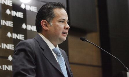 Santiago Nieto se pronuncia por voto abierto para objetar su destitución