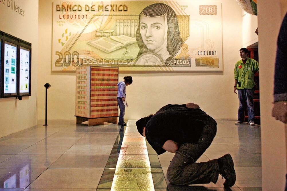 Los especialistas recomiendan hacer presupuestos antes de pensar en cualquier tipo de crédito. En el caso de hipotecas, la sugerencia es contratar a tasa fija; en los autos, es adquirirlos previa revisión de tus gastos (ARCHIVO EL UNIVERSAL)