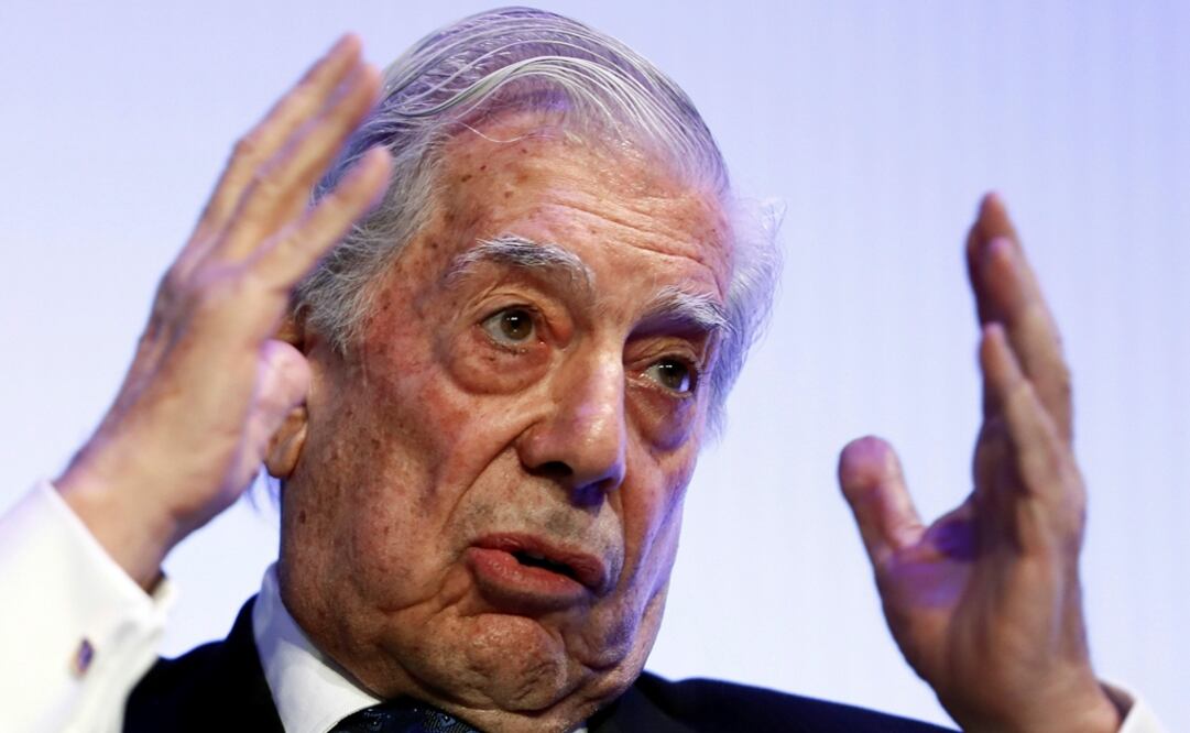Mario Vargas Llosa criticó a Pedro Pablo Kuczynski luego del indulto a Alberto Fujimori. Foto: Archivo EL UNIVERSAL