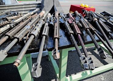 Juez desestima gran parte de la demanda del gobierno mexicano en contra de fabricantes de armas de EU