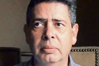 Detienen a #LordFerrari en aeropuerto de Miami