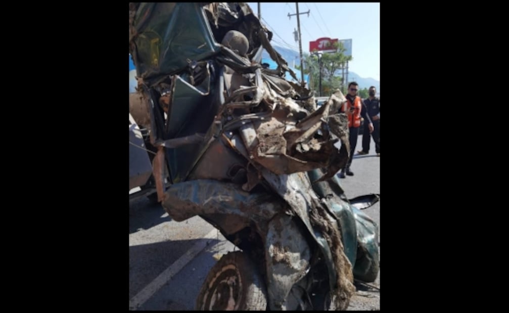 Hallan vocho en el drenaje de Monterrey, Nuevo León