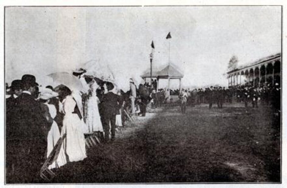 El primer hipódromo de la capital