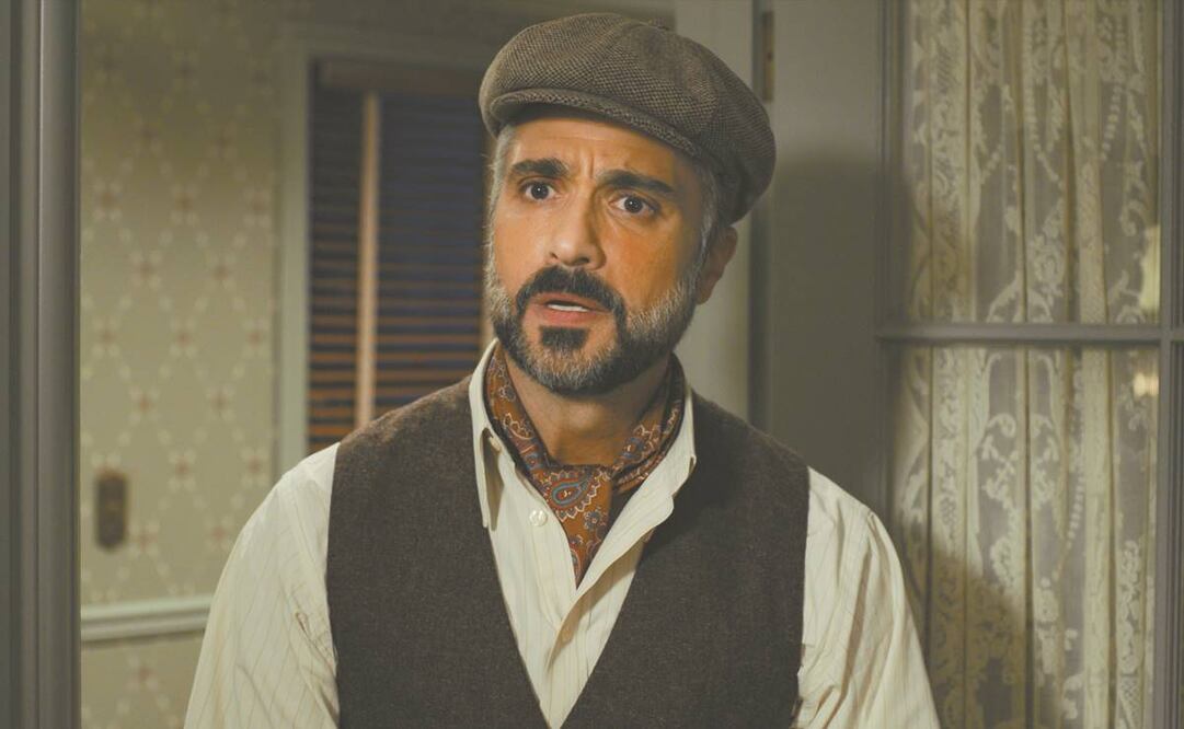 Jaime Camil sube su ego en "Schmigadoon!"