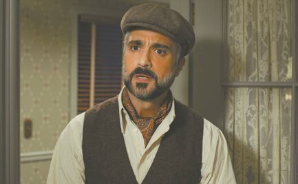 Jaime Camil sube su ego en "Schmigadoon!"