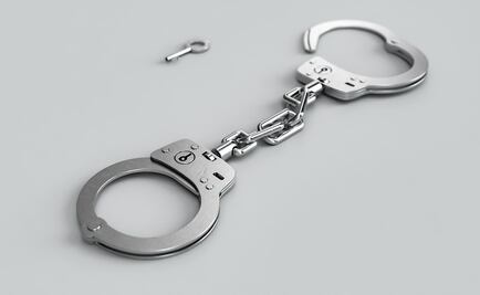 Cae hombre que mantenía a su esposa encadenada en una granja en China 