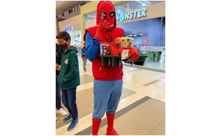 "Fue mejor de lo que esperaba": fanáticos celebran el estreno de "Spider-Man: No Way Home"