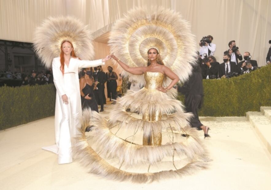 El glamour vuelve en vivo a la Gala del Met