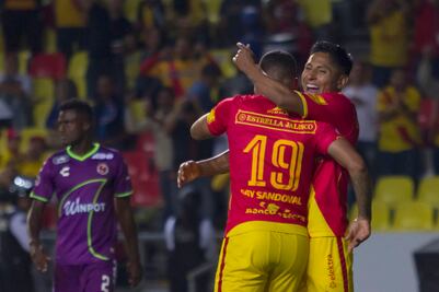 Morelia hunde al Veracruz en su pelea por no descender