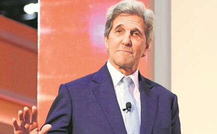 AMLO recibe a Kerry en Palacio Nacional