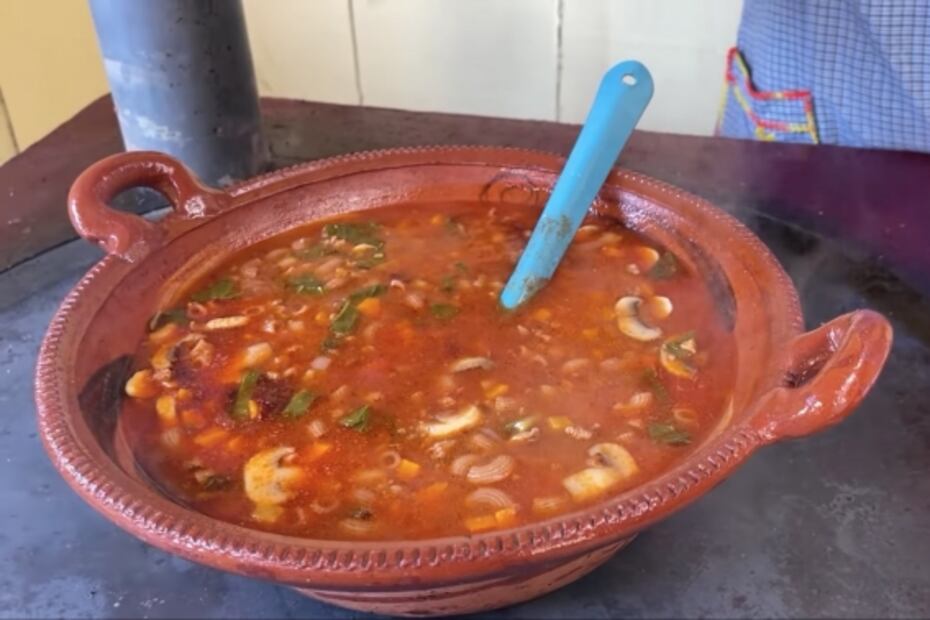 Sopa contra el frío, la receta de Doña Ángela directa de su rancho 
