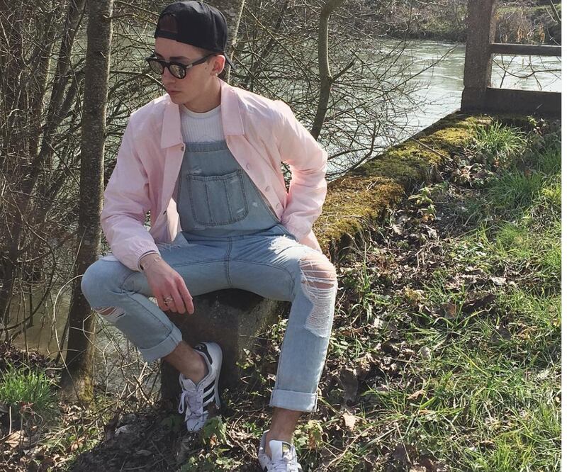 Da un paso más en tu estilo y lleva el overol de forma estilosa              Foto: Instagram