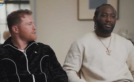 Video: La reacción del ‘Canelo’ ante una respuesta de Terence Crawford en entrevista; lo dejó sorprendido