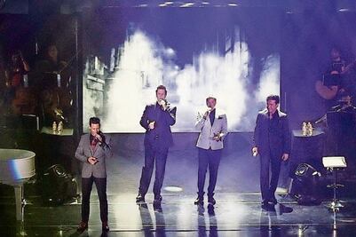 Il Divo hace show entre bromas y romance