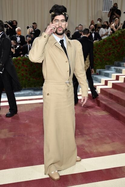 MET Gala 2022: El look de Bad Bunny con el que debutó en la gala
