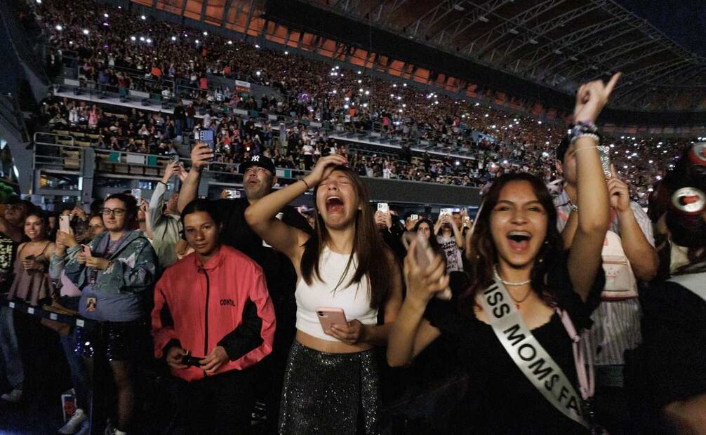 Las Livies llegan al estadio GNP para una gran noche con la cantante Olivia Rodrigo. (03/04/2025) Foto: Yaretzy M. Osnaya | El Universal
