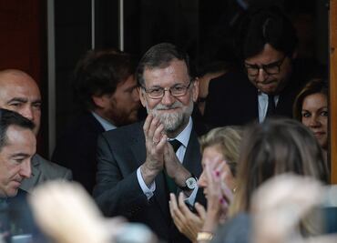 Rajoy se va con pensión de 80 mil euros al año; expresidentes mexicanos reciben aún más