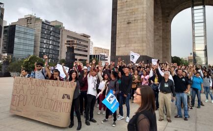Marchan estudiantes de la UAM para exigir regreso a clases