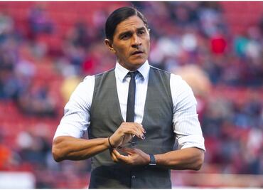 Paco Palencia es despedido como entrenador del Sporting en Costa Rica