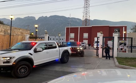 Detienen por secuestro a siete policías preventivos de San Pedro, NL