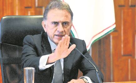 Denuncian a gobierno de Yunes por adjudicación directa de contratos en Veracruz