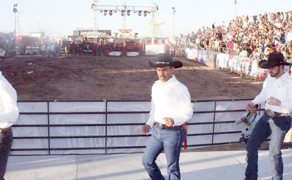 Los que conocen de country saben que las presentaciones de El Cheyenne en los rodeos ya son parte del ambiente. ESPECIAL.