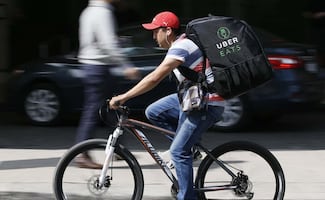 Secretaría de Finanzas de CDMX reconoce decisión de SCJN de cobrar “aprovechamiento” a plataformas de reparto