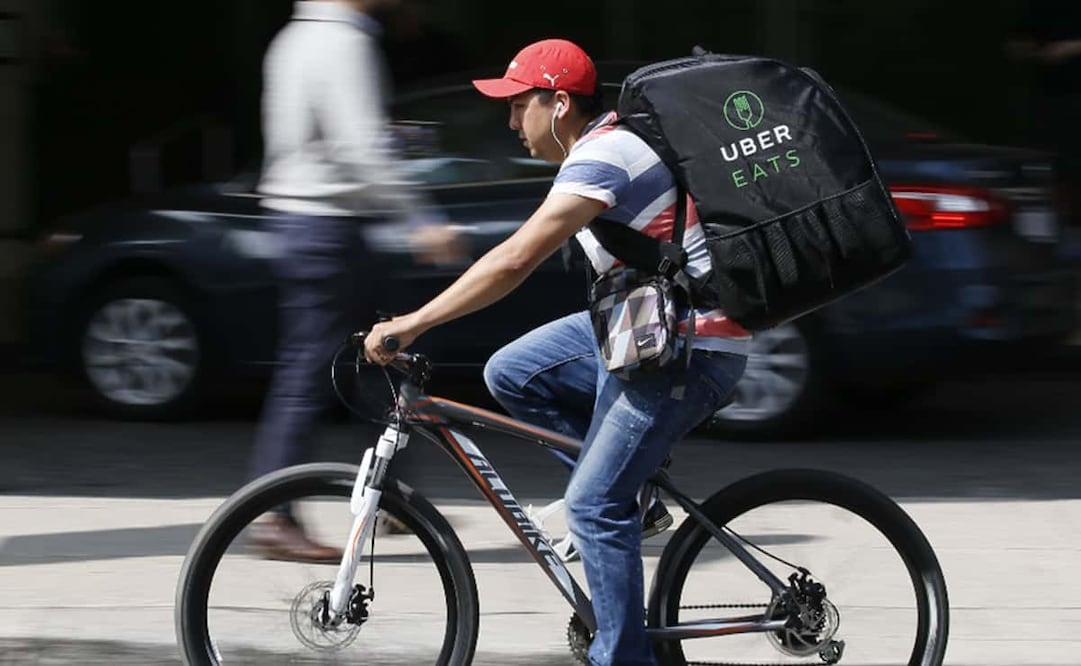 Reconoce Gobierno capitalino decisión de la SCJN de cobrar “aprovechamiento” a las plataformas de reparto.
Foto: Archivo