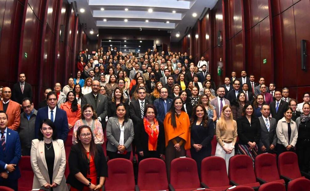 La magistrada presidenta del Tribunal de Disciplina Judicial (TDJ), Celia Maya García, al inaugurar el Conversatorio “Justicia libre de violencia: el compromiso institucional con la igualdad” este martes 25 de noviembre de 2025. Foto: Especial
