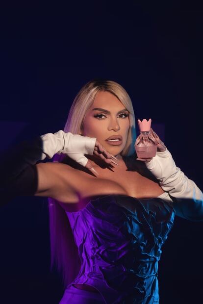 Sofisticación, sensualidad y autenticidad son algunos de los atributos que Wendy Guevara quiso reflejar en su nueva fragancia. Foto: Especial