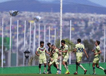 jugadores de América Sub 17 visitan el Museo de Memoria y Tolerancia