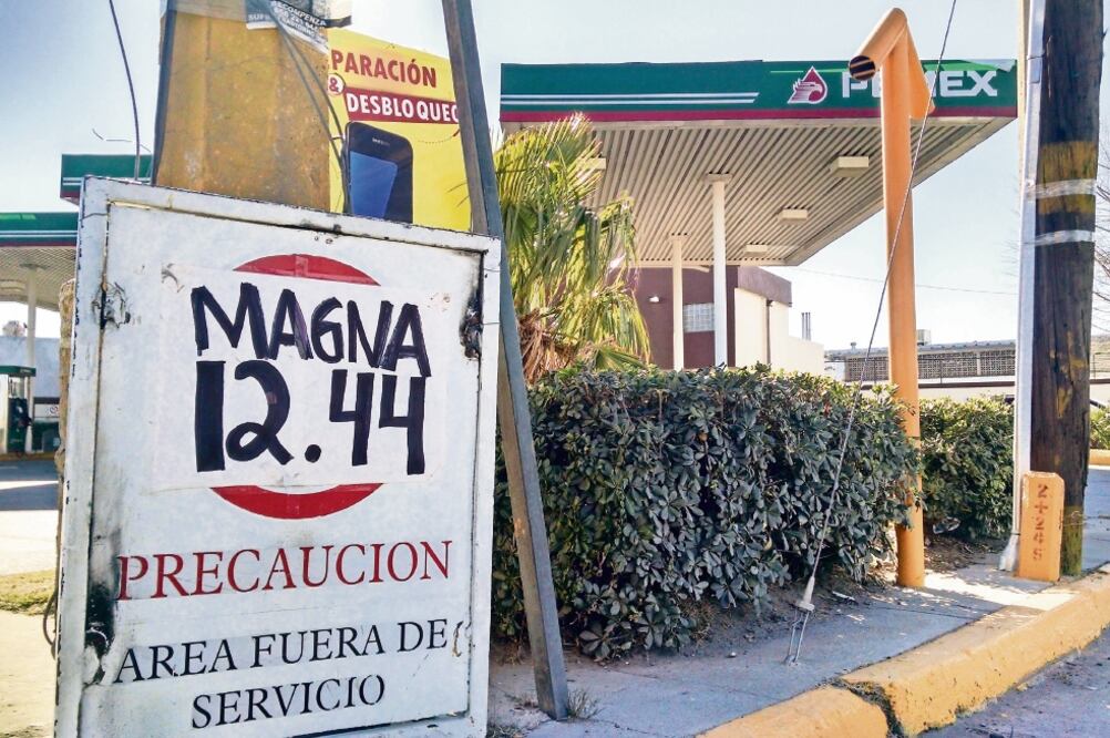 De acuerdo con la Organización Nacional de Expendedores de Petróleo, en meses pasados se vendieron más de 67 millones de gasolina en Ciudad Juárez, mientras que en enero se reportaron sólo 42 millones. (LUIS FIERRO. EL UNIVERSAL)