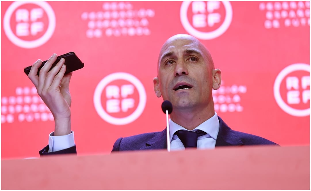 Luis Rubiales se dice indignado por los audios filtrados de la Supercopa de España / FOTO: Twitter: @rfef