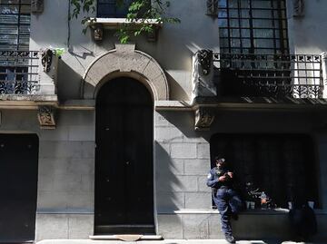 Cambio de chapas, a mazazos y con violencia: así operan los invasores de predios en CDMX