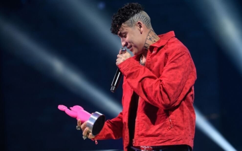 Bad Bunny, Kenia Os y Christian Nodal, entre lo más destacado de los MTV MIAW
