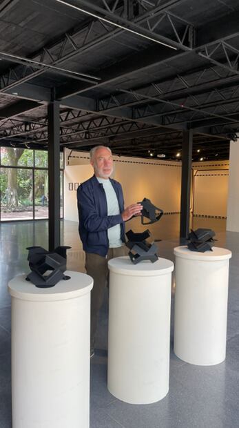 Alfredo Gavaldón exhibe “Cuerpos geométricos” en la Galería 526.
Foto: Seminario de Cultura Mexicana