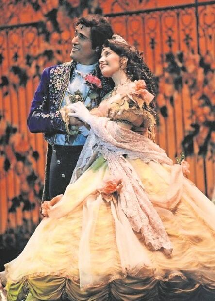 ¡Adiós, Carlos! II Divo pierde su alma española