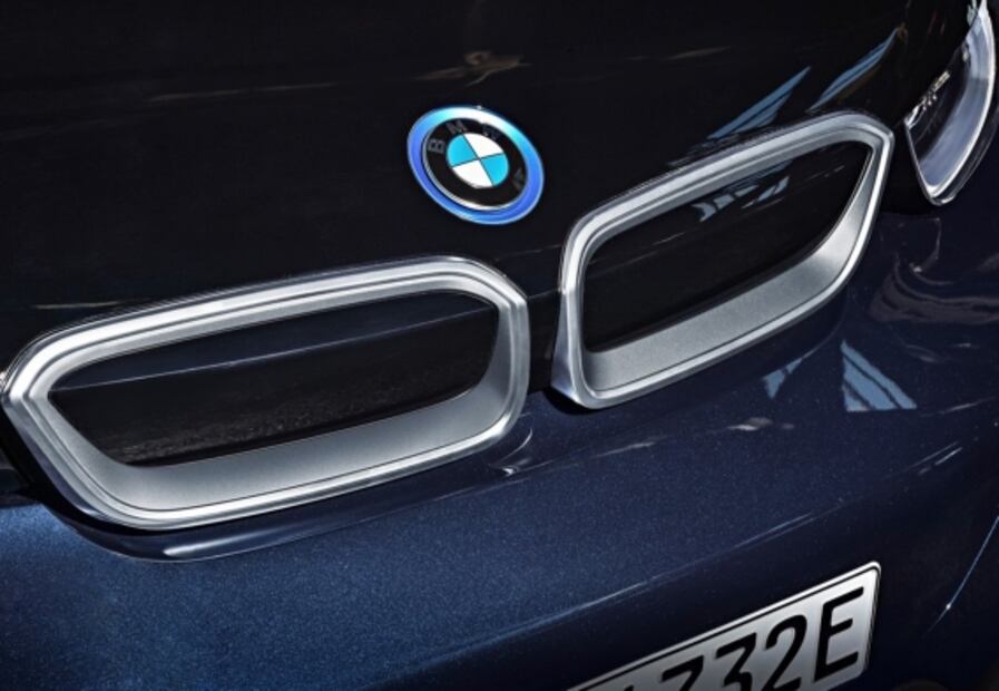 BMW prepara su nuevo vehículo eléctrico: i1